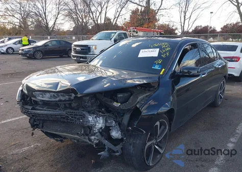 2015 Honda Accord Touring z USA, uszkodzony, nr VIN 1HGCR3F91FA005237